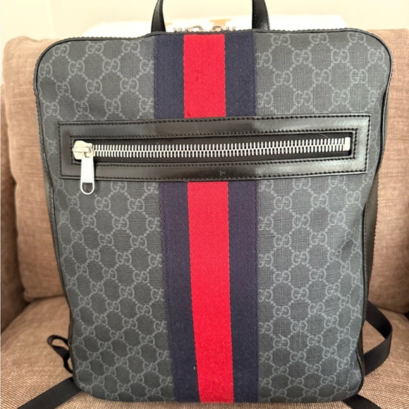 Authentic Gucci GG Supreme Canvas Backpack black grey canvas unisex bag